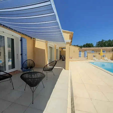 Authentique Mas Avec Piscine En Provence