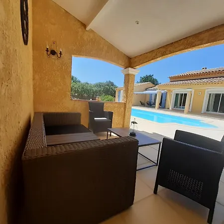 Habitación en casa particular Authentique Mas Avec Piscine En Provence *