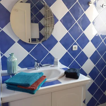 Privatunterkunft Authentique Mas Avec Piscine En Provence