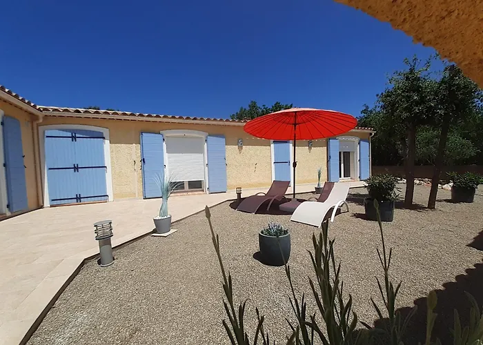 Séjour chez l'habitant Authentique Mas Avec Piscine En Provence Moissac